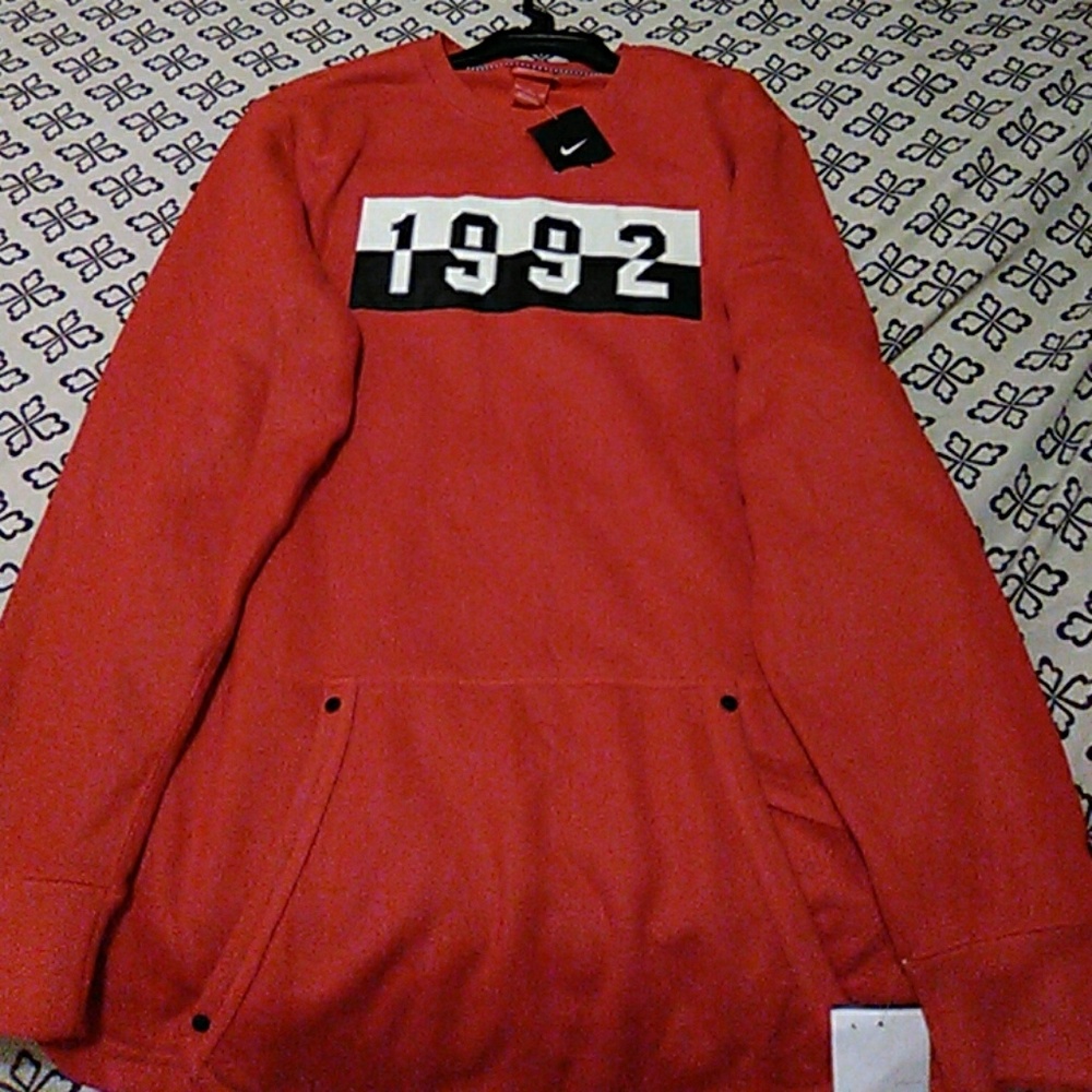 Nike pullover